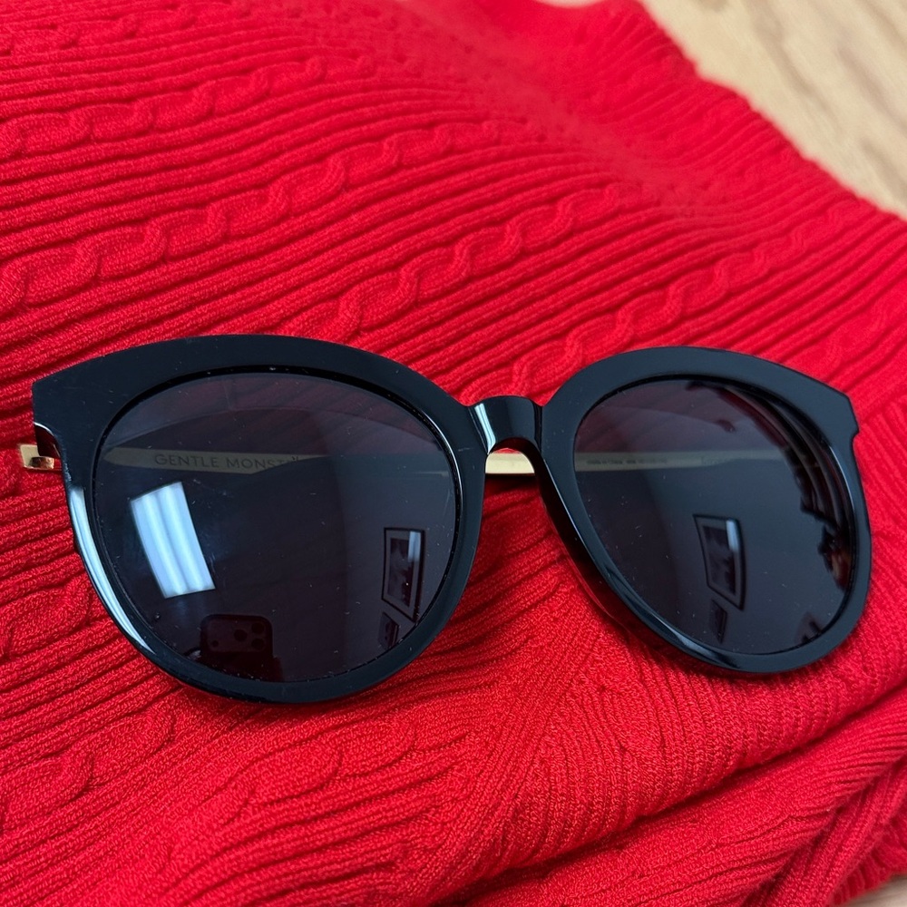Gentle Monster Black and Gold Sunglasses